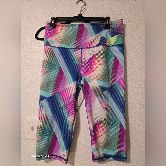 Victoria's Secret Black Leggings - Picture 4 of 6